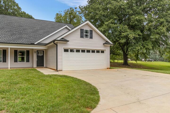 Property Photo:  141 Sandifer Road ***  SC 29303 