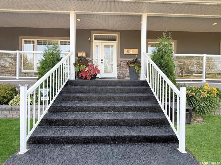 Property Photo: 702 Cooper Drive SK S9H 2A8
