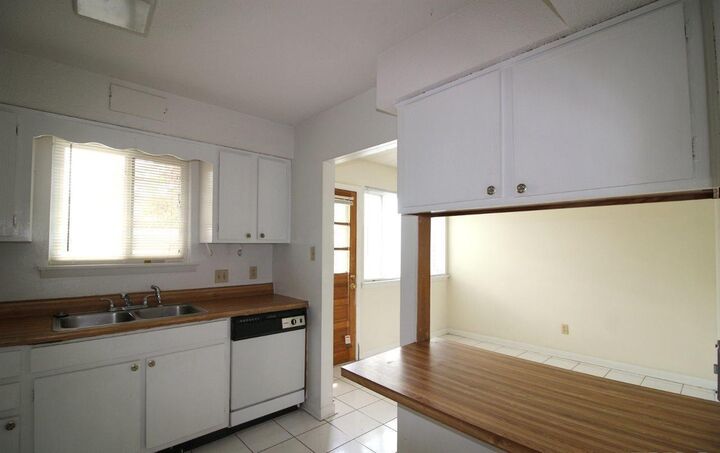 Property Photo:  2333 Champion Court  NC 27606 