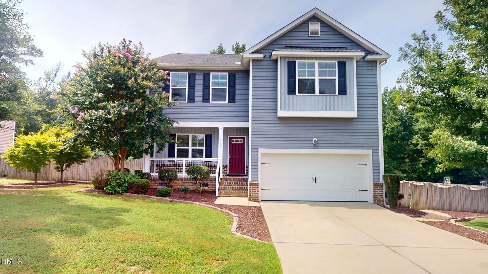 Property Photo: 1132 Silver Farm Road NC 27603