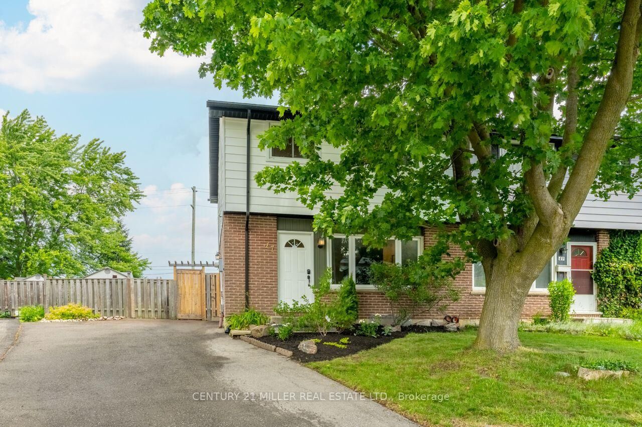 Property Photo: 47 Hopewell Crescent ON L8J 1P3