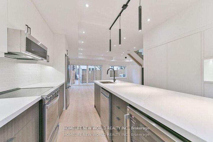 Property Photo: 995 Dufferin Street Laneway ON M6H 4B2