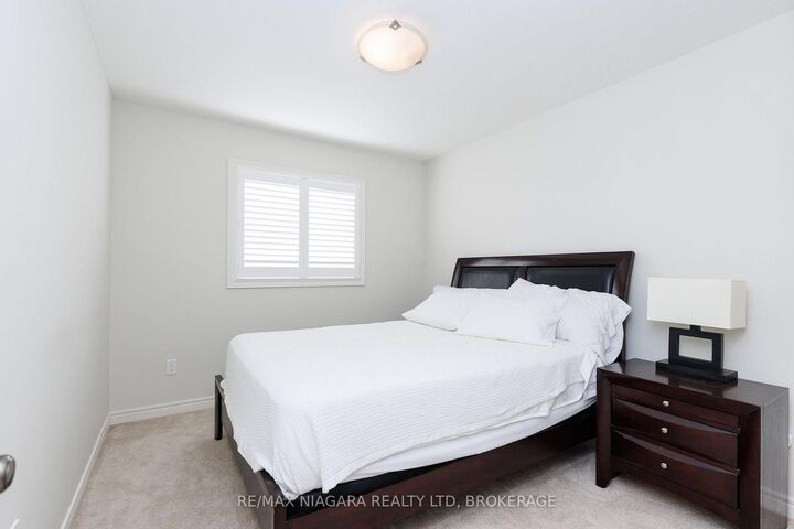 Property Photo:  6610 Mary Drive  ON L2H 0B5 