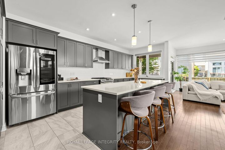 90 Palfrey Way — photo 1