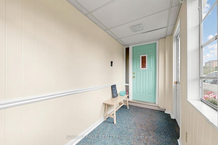 Photo de la propriété:  2359 Brookhurst Road  ON L5J 1R1 