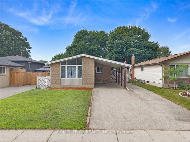 19 Milton Avenue W — photo 1
