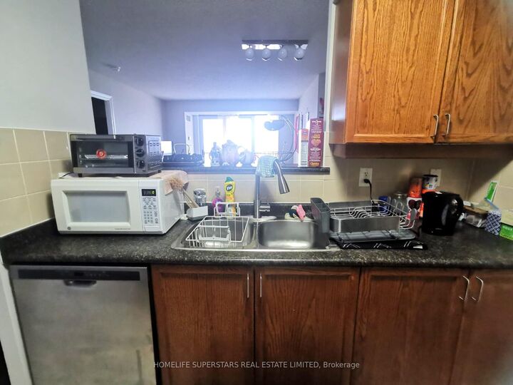 Property Photo:  700 Humberwood Boulevard S 1617  ON M9W 7J4 