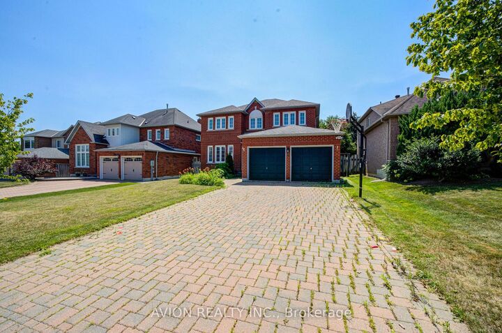 Property Photo: 29 Charrington Crescent ON L3R 0R2