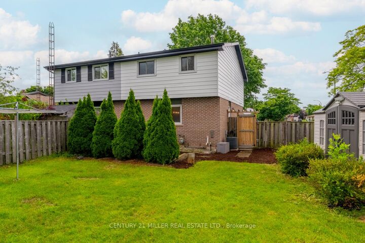 Property Photo:  47 Hopewell Crescent  ON L8J 1P3 