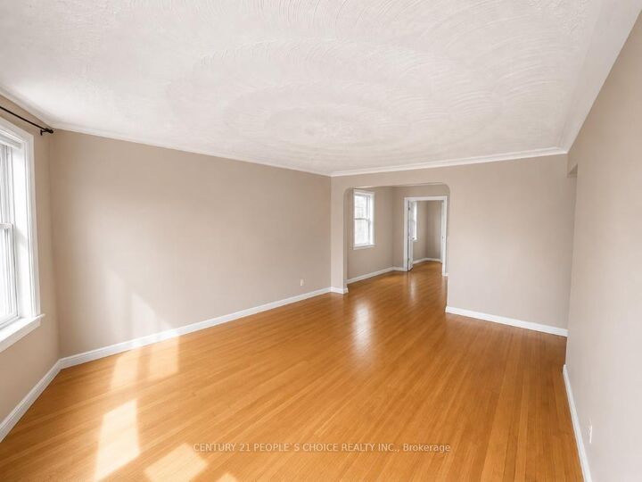 Property Photo:  183 Bowie Avenue 2  ON M6E 2R5 