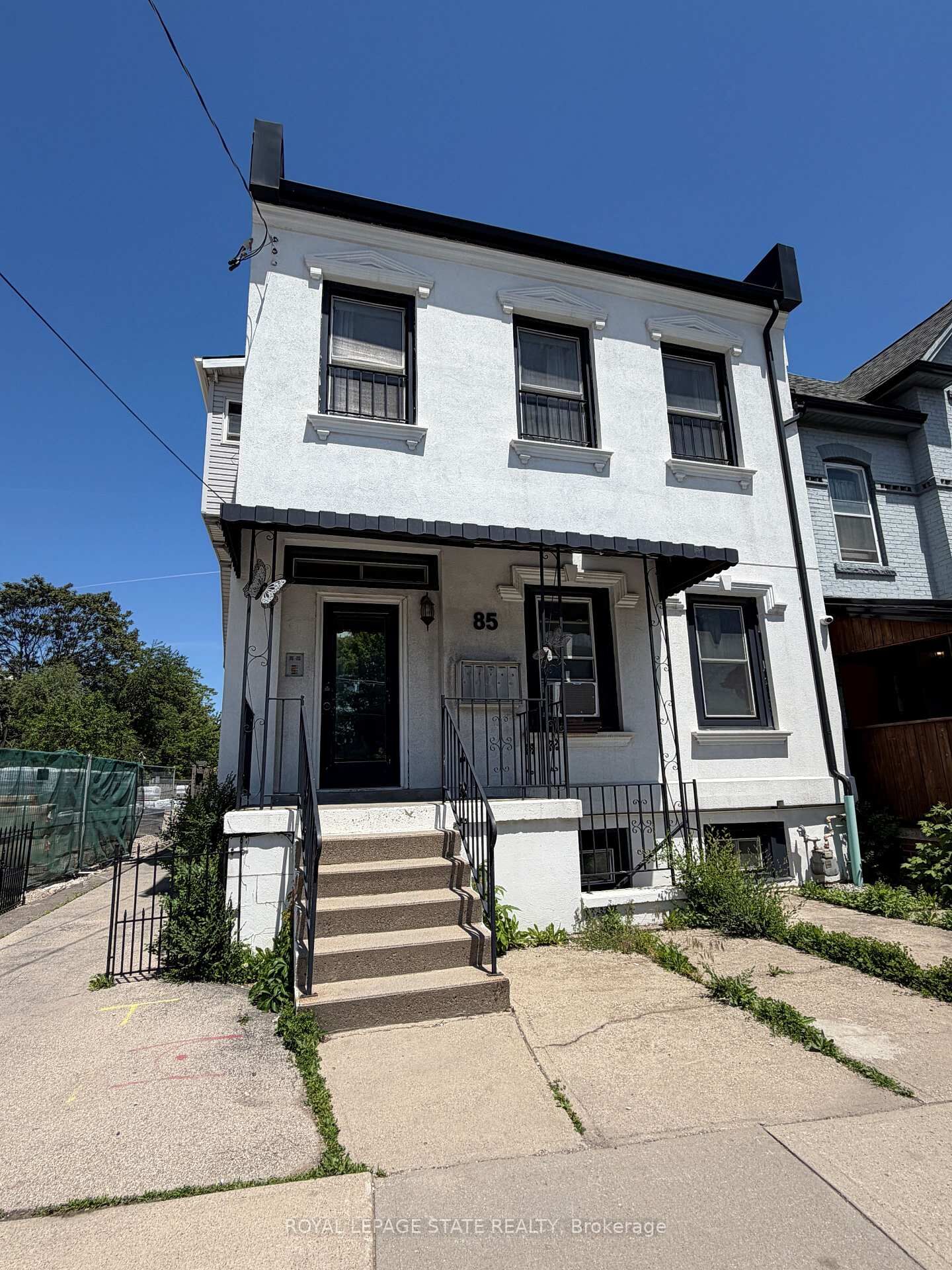 Property Photo:  85 Wilson Street 3  ON L8R 1C7 