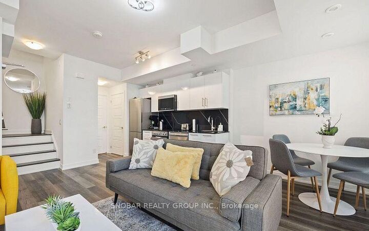 Property Photo:  861 Sheppard Avenue W 49  ON M3H 2S9 