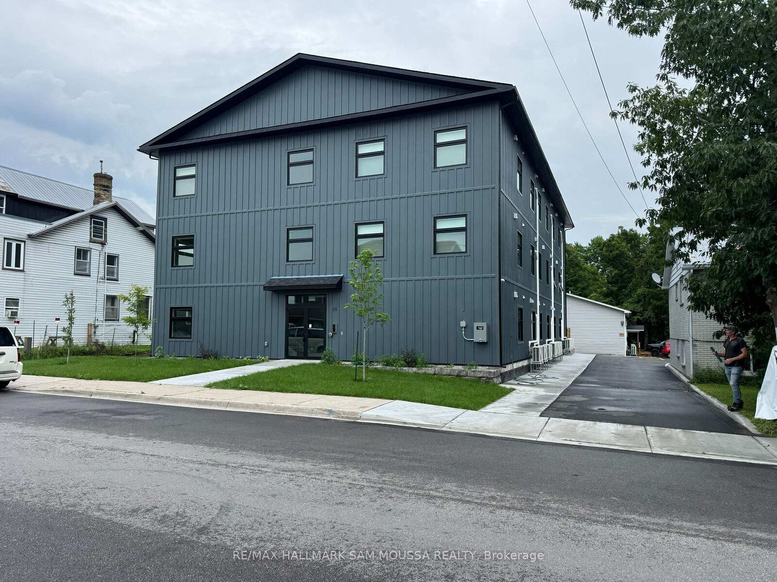 Property Photo: 55 Drummond Street E 104 ON K7H 1G3