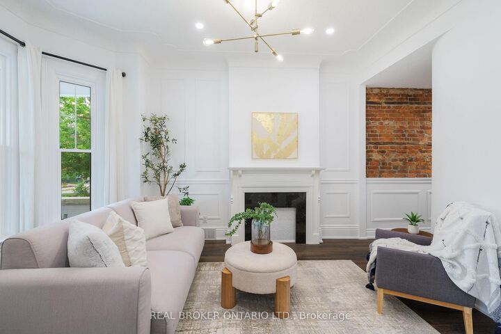 Property Photo: 46 Murray Street E ON L8L 3E9