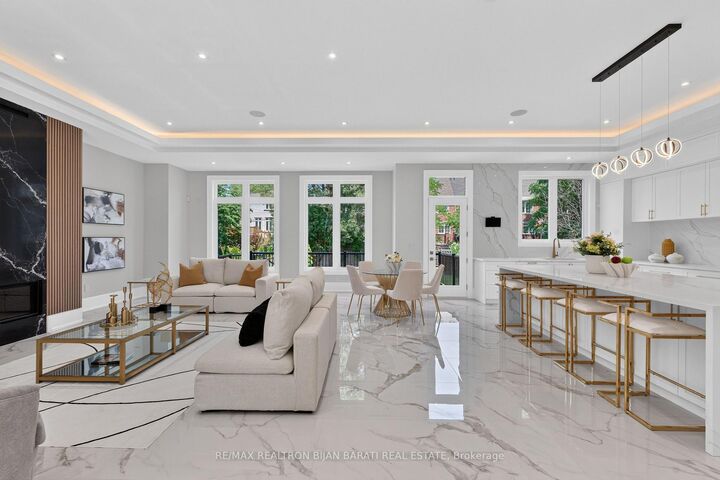 140 Olive Avenue — photo 1