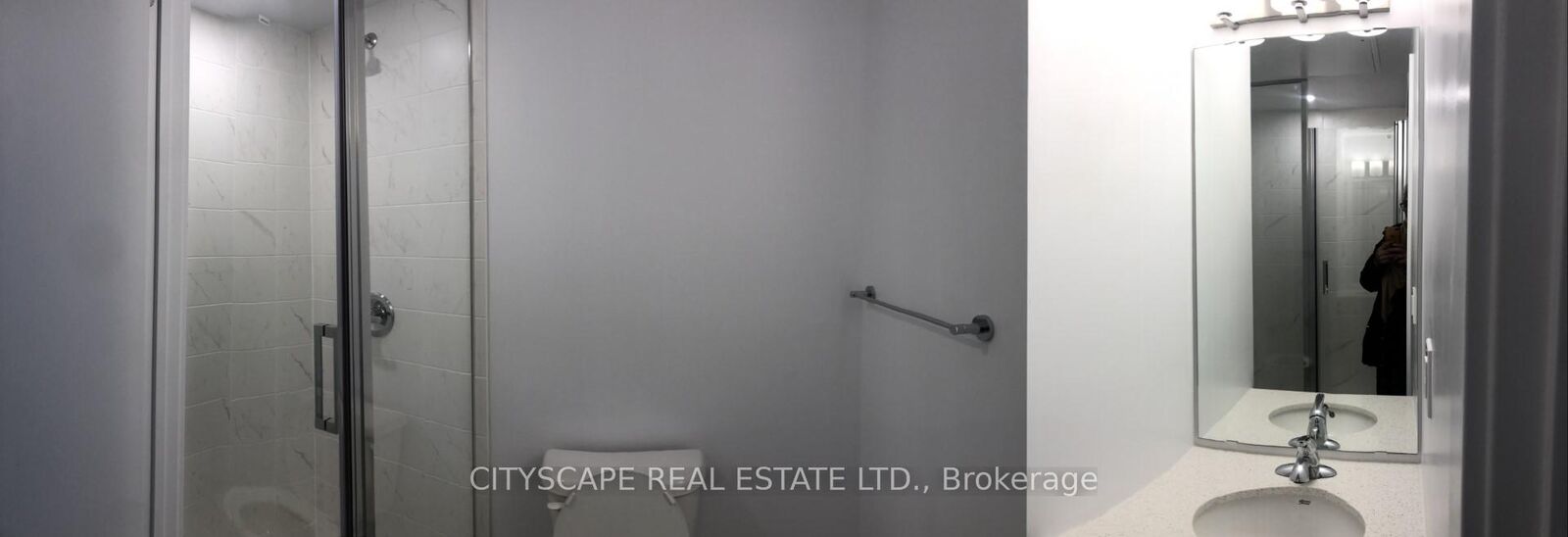 Property Photo:  2433 Dufferin Street 615  ON M6E 3T3 