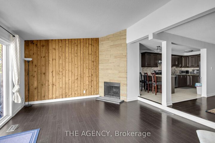 Property Photo:  38 Athenia Drive  ON L8J 1S6 