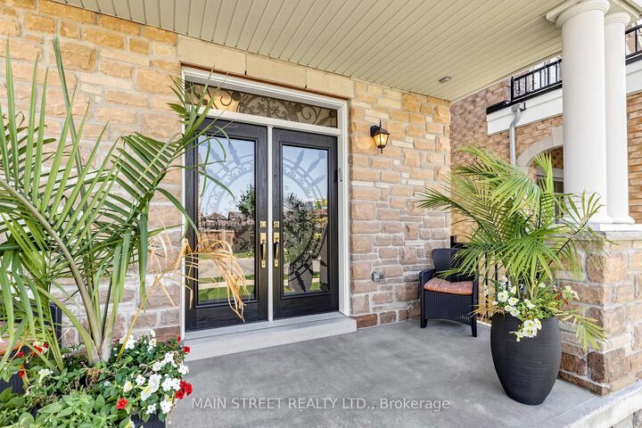 Property Photo: 11 Robert Baldwin Boulevard ON L9N 0R3