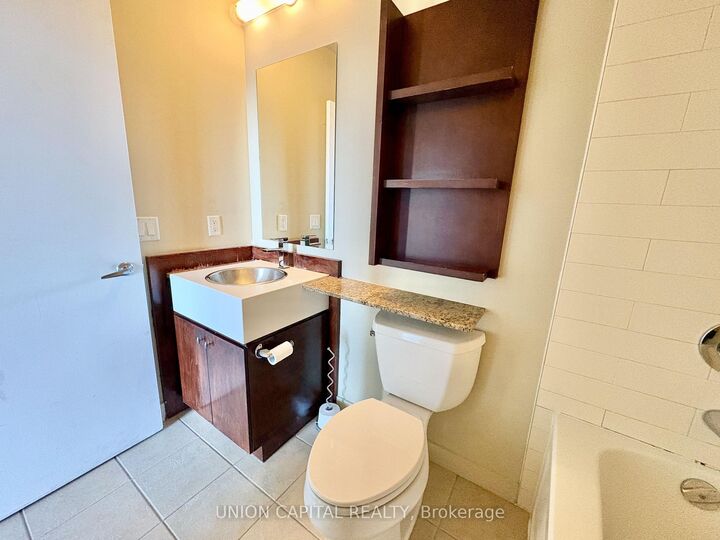 Property Photo:  10 Navy Wharf Court 4501  ON M5V 3V2 
