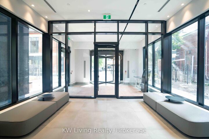 Property Photo:  609 Sherbourne Street 2503  ON M4X 0A4 