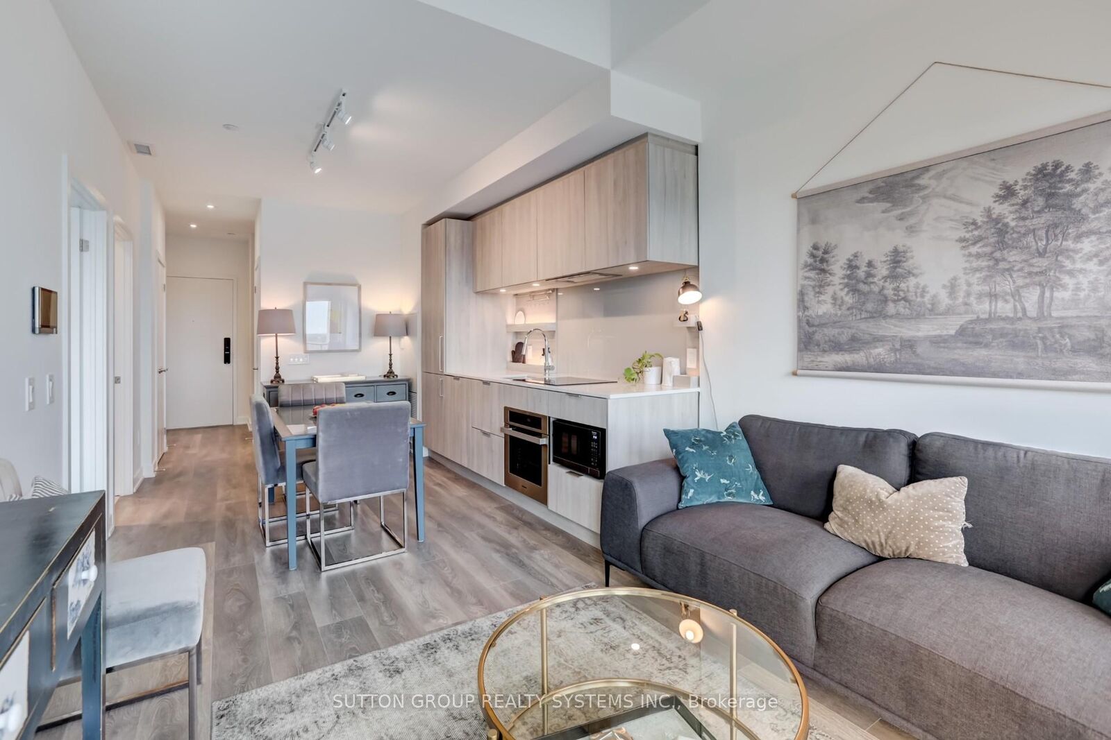 Photo de la propriété:  28 Ann Street 807  ON L5G 3G1 