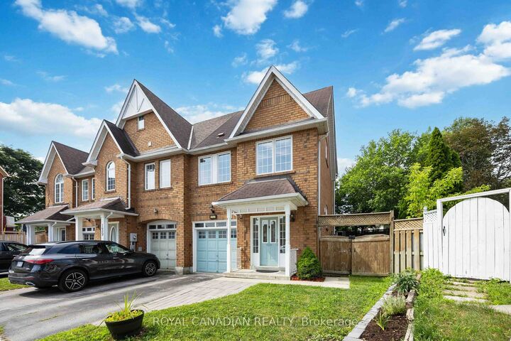 Property Photo: 137 Stokely Crescent ON L1N 9S9