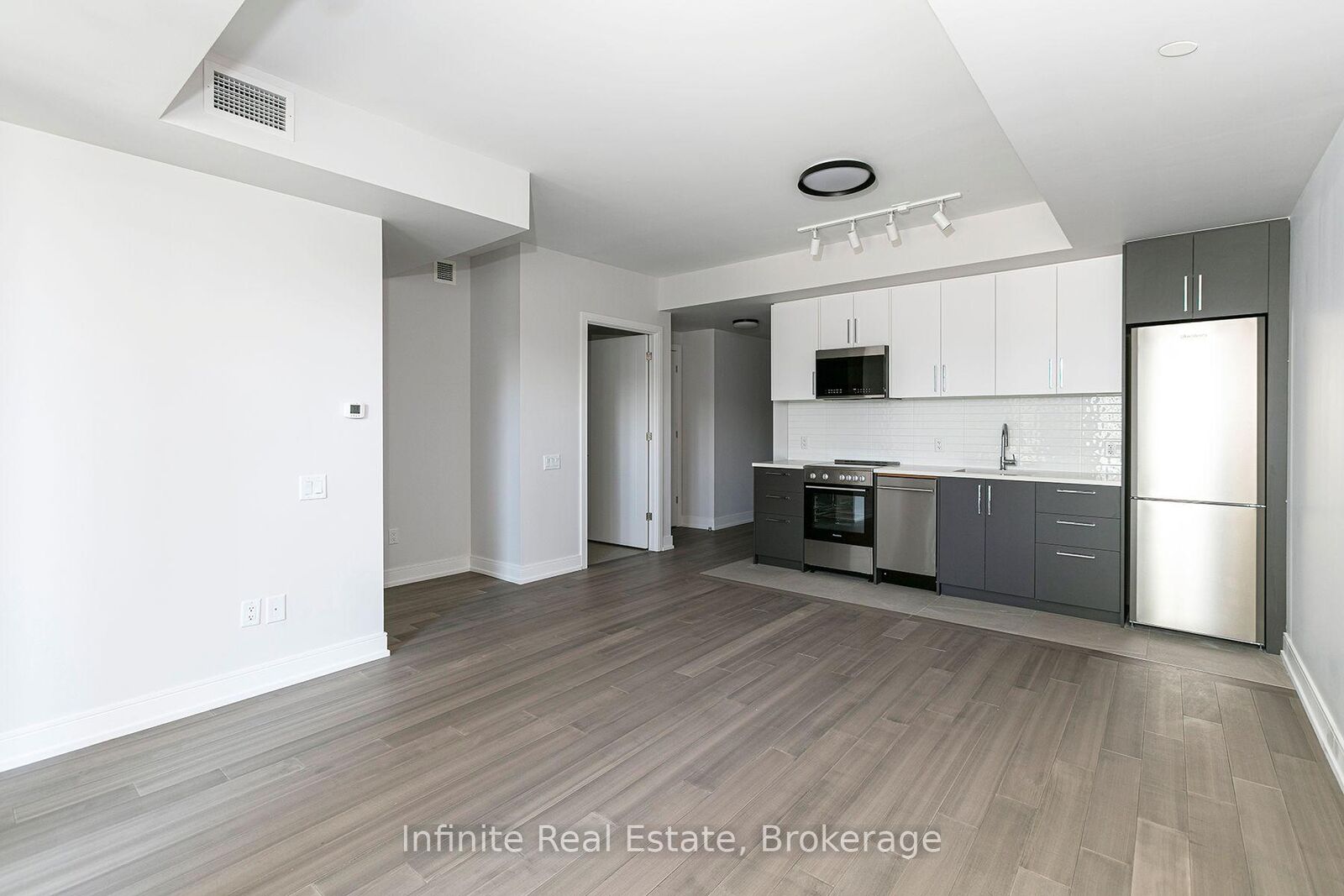Photo de la propriété: 664 Spadina Avenue 301 ON M5S 2H7
