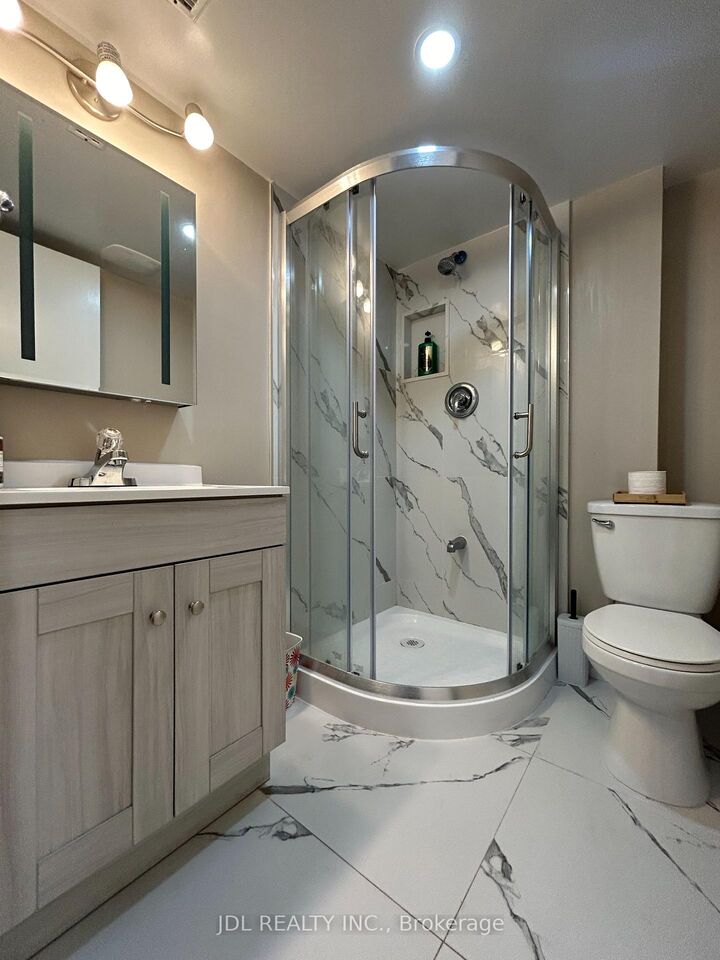 Property Photo:  62 Banstock Dr Drive Suite A  ON M2K 2H6 