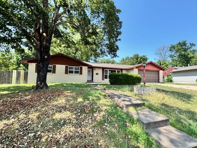 Property Photo:  259 Redbud Lane  OK 74464 