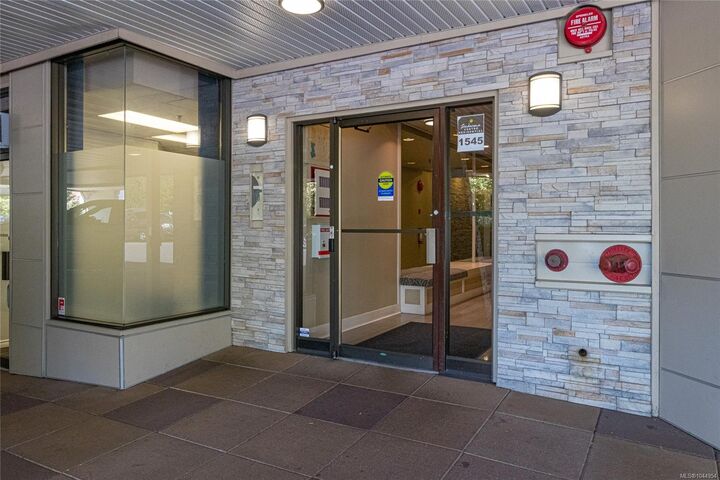 Property Photo: 1545 Pandora Ave #312 BC V8R 6R1