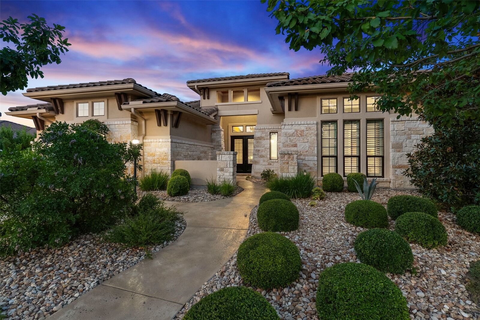 Property Photo:  203 Bisset Court  TX 78738 