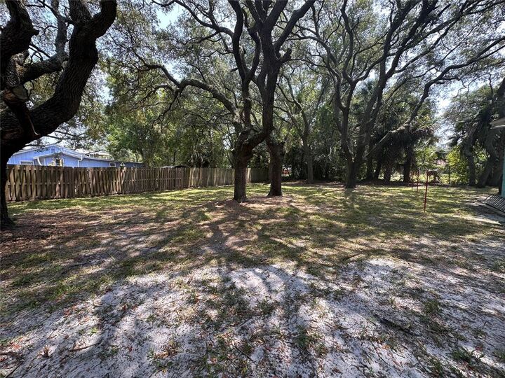 Property Photo: 726 11th Street FL 32034
