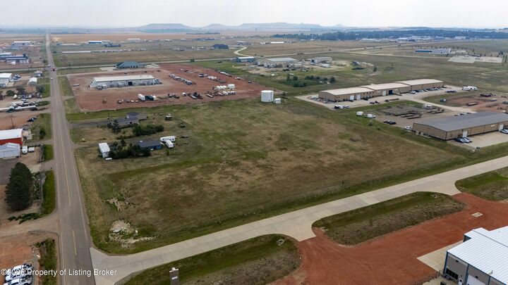 Property Photo:  3206 111H Avenue SW  ND 58601 