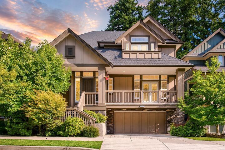 16088 28B Avenue — photo 1