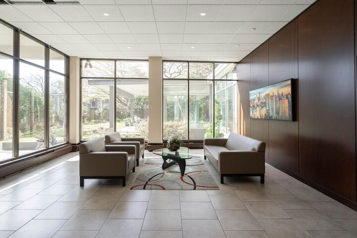 Property Photo: 2055 Pendrell Street 306 BC V6G 1T9