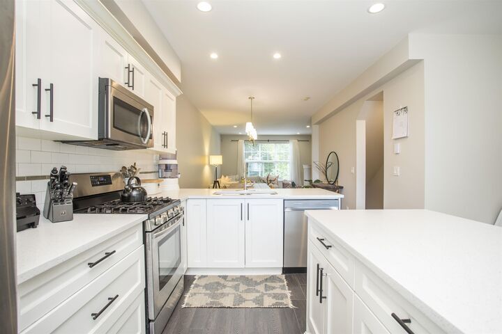 Property Photo: 2469 164 Street 43 BC V3Z 3T4