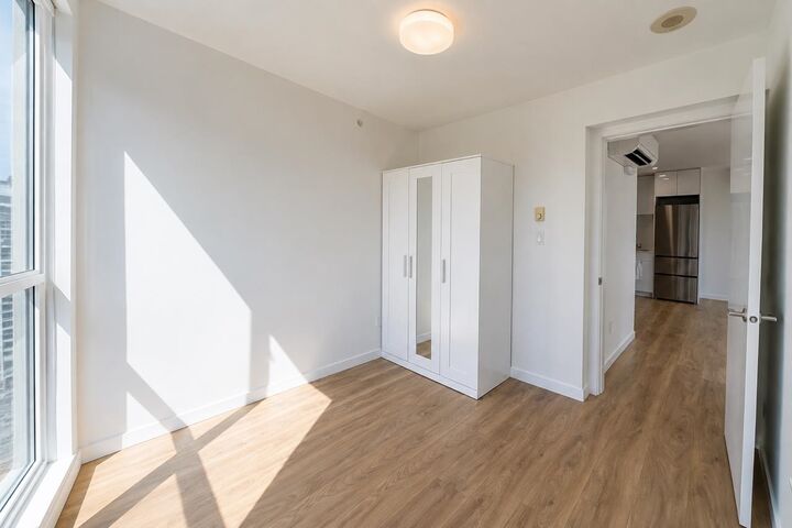 Property Photo:  2982 Burlington Drive 1002  BC V3E 1R2 