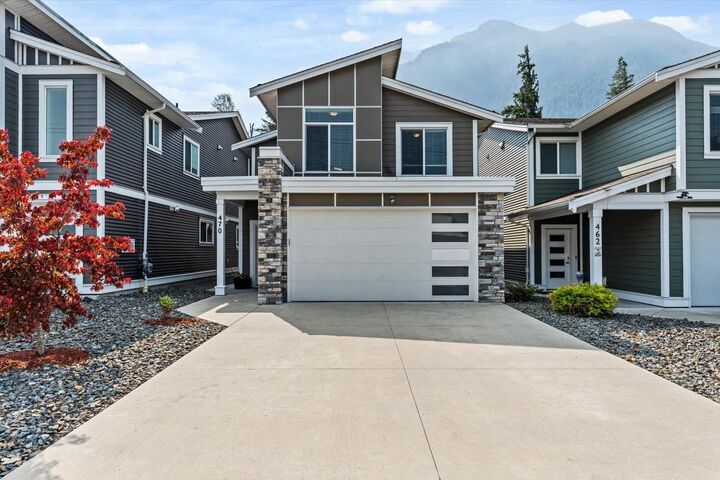 Property Photo: 470 Fort Street BC V0X 1L4