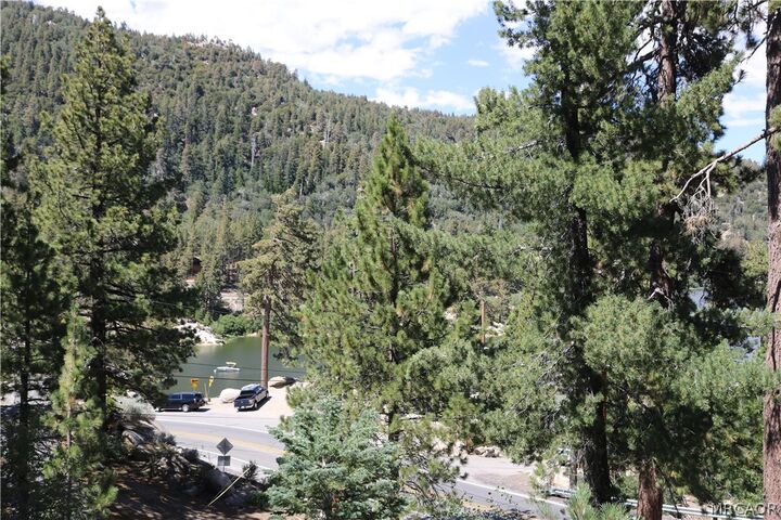 Property Photo:  382 Stonehouse Road  CA 92315 