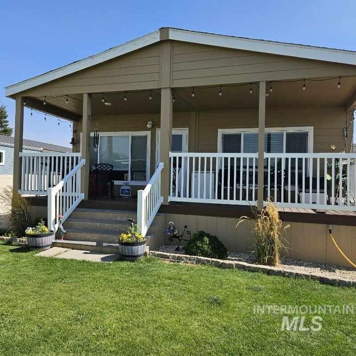 Property Photo:  2364 Blue Sage Lane  ID 83716 