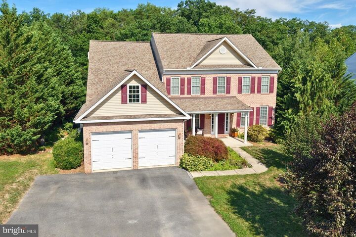 Property Photo:  7946 Golf Vista Drive  PA 17225 