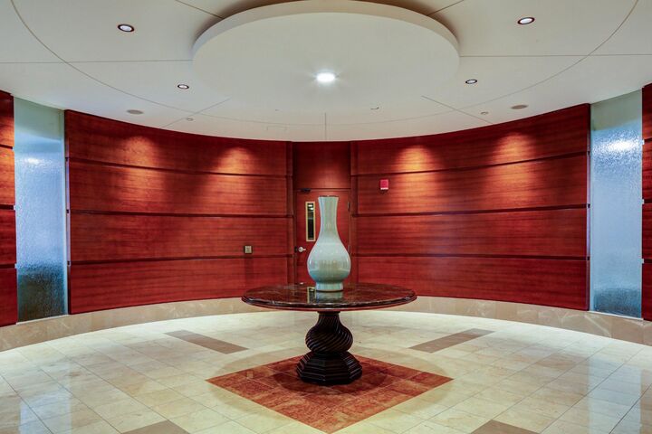 Property Photo: 5 Park Place 603 MD 21401