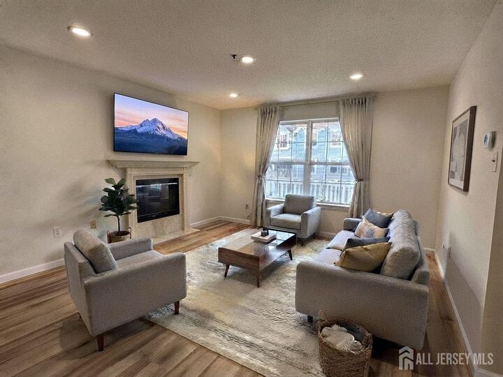 Property Photo: 122 Prestwick Way NJ 08820