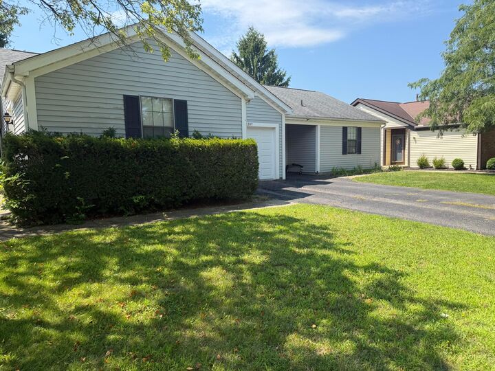 Property Photo: 2293 Deerfield Drive OH 43123