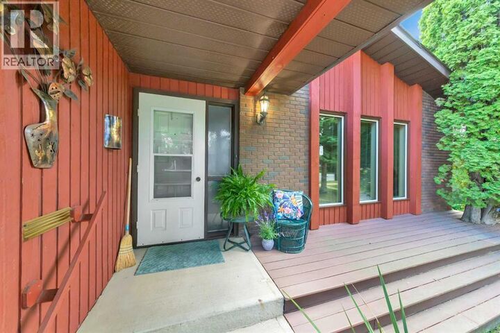 Property Photo: 5209 47 Street AB T9V 0G3
