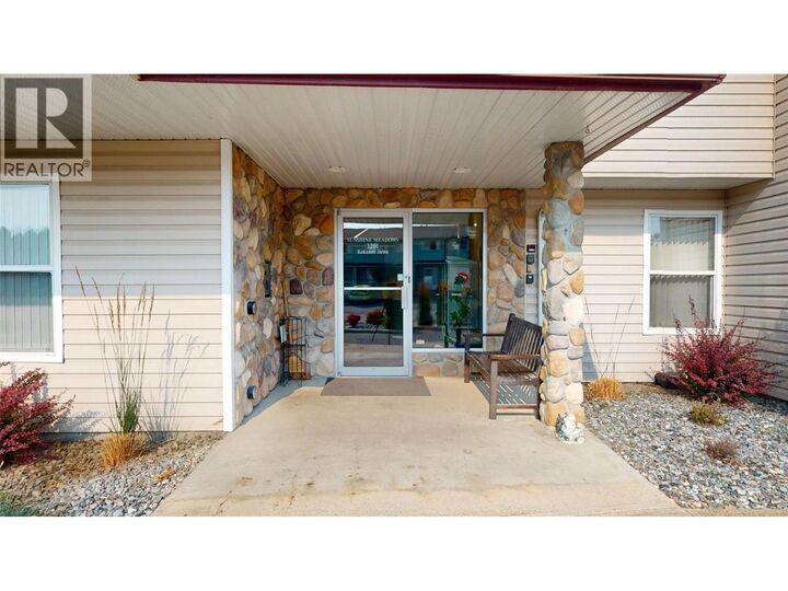Property Photo: 1201 Kokanee Drive North 304 BC V1C 6P8