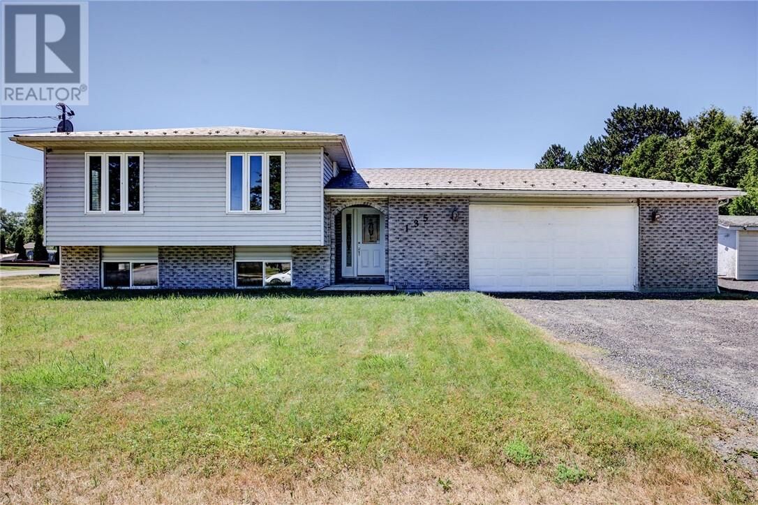 Property Photo:  135 Ellen Street  ON P0M 1B0 