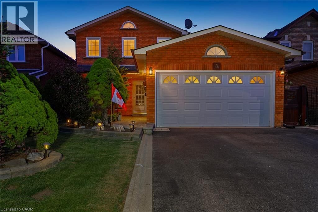 Property Photo:  8 Cochrane Avenue  ON L6Z 4J4 