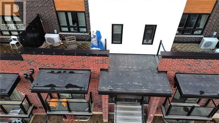 Property Photo: 287 Chapel Hill Drive ON N2R 0S4