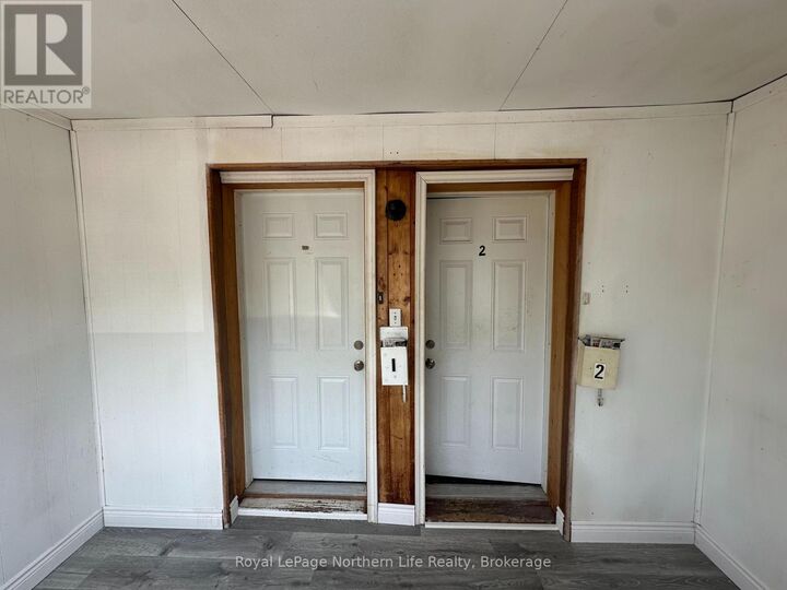 Property Photo: 434 Worthington Street East 2 ON P1B 1H5